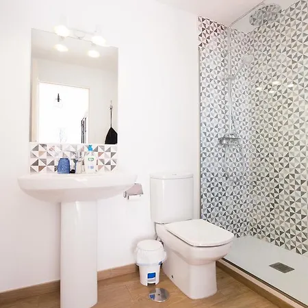 Surfers Retreat (adults Only) *