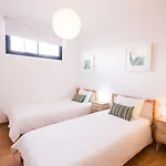 Surfers Retreat (adults Only) אכסניה קורלחו