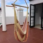 אכסניה Surfers Retreat (adults Only) קורלחו