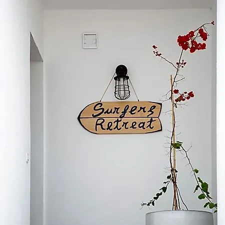 Surfers Retreat (adults Only) Коральео
