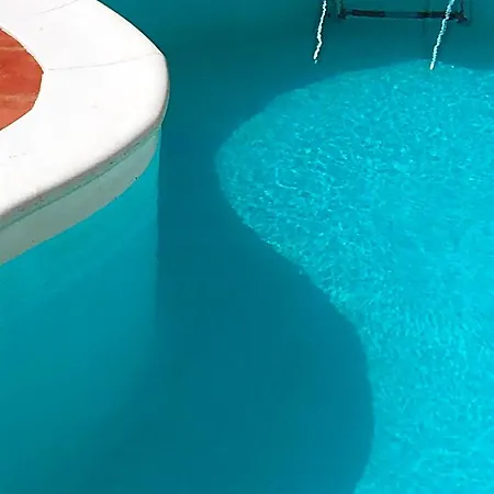 Хостел Surfers Retreat (adults Only) Коральео